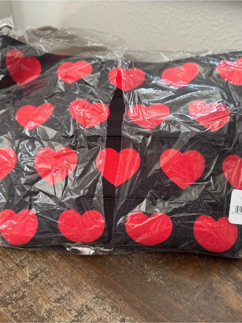 Harveys Black & Red Heart Pattern Queen of Hearts Small Hobo